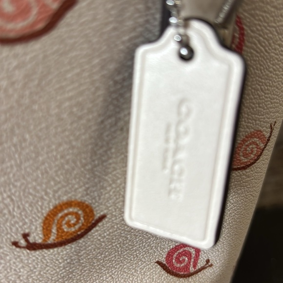 NWT Coach Cream Snail Print Small City Tote Bag - Picture 3 of 8
